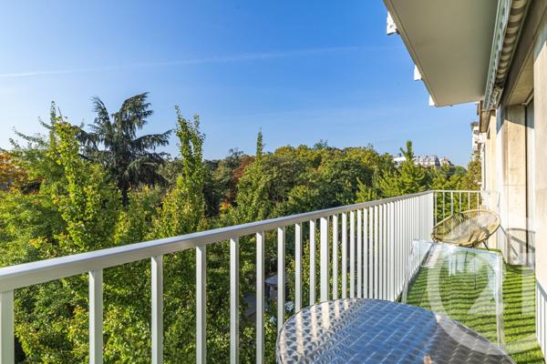 Appartement F2 à vendre  2 pièces - 61 m2 PARIS - 75014