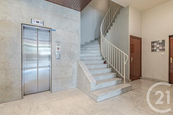 Appartement F2 à vendre  2 pièces - 61 m2 PARIS - 75014