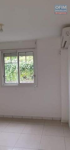 A vendre ce bel appartement de type T2 (une chambre) ( 0692540262 Henri TAFA)