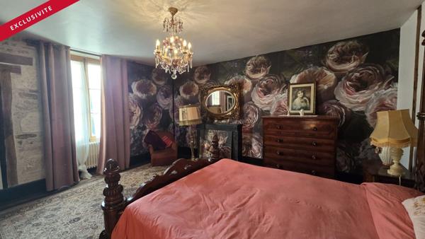 Bien d'exception au coeur de Charroux