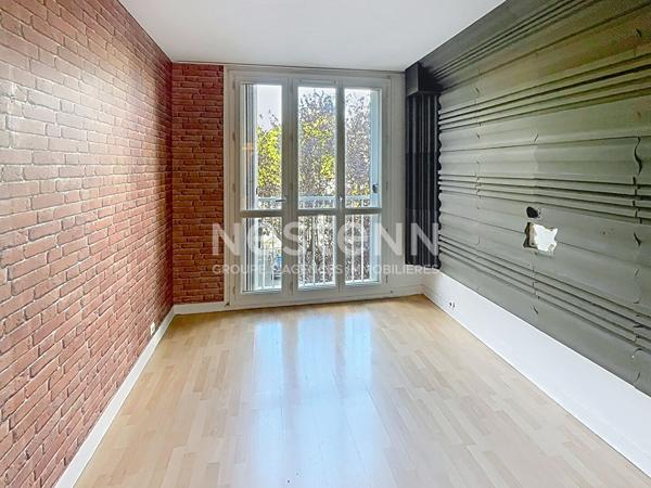 A VENDRE CHILLY-MAZARIN Appartement F4 81,23 m² avec balcon et parking - résidence les peupliers, proche de la plaine de Balizy, du T12 et du bus 297