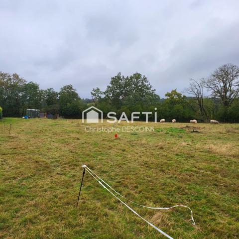 Terrain constructible de 1470 M² sur Mayenne