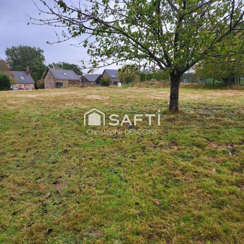 Terrain constructible de 1470 M² sur Mayenne