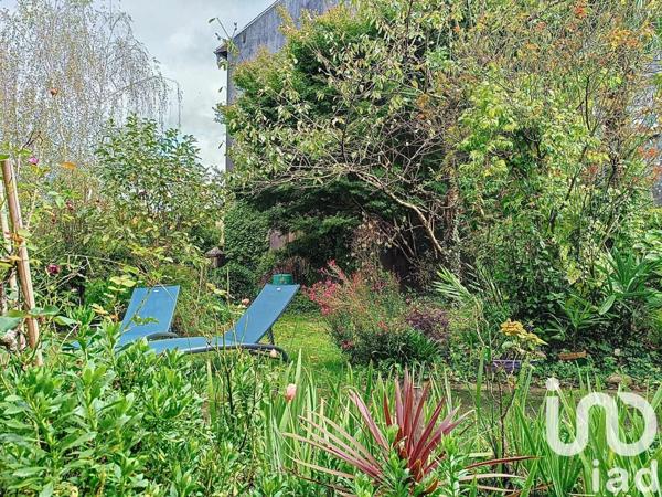 Domaine 6 pièces de 190 m² à Lagor (64150)