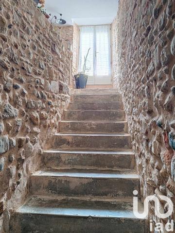 Domaine 6 pièces de 190 m² à Lagor (64150)