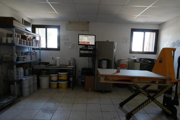 Bureaux et entrepôt emblématiques