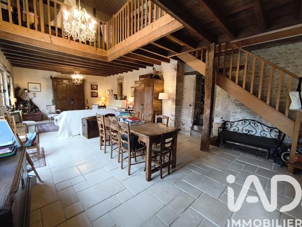 Maison à vendre 4 pièces 175 m² Valence-en-Poitou