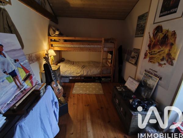 Maison à vendre 4 pièces 175 m² Valence-en-Poitou