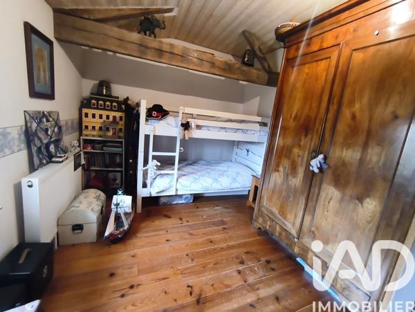 Maison à vendre 4 pièces 175 m² Valence-en-Poitou