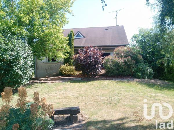 Maison traditionnelle 4 pièces de 120 m² à Cormenon (41170)