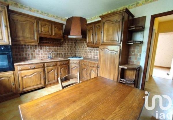 Maison traditionnelle 4 pièces de 120 m² à Cormenon (41170)