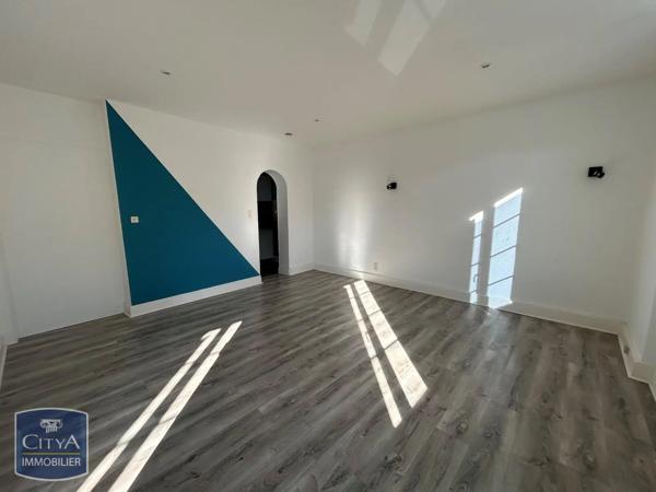Appartement à louer 2 pièces 60.07m² Agen (47000)