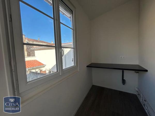 Appartement à louer 2 pièces 60.07m² Agen (47000)