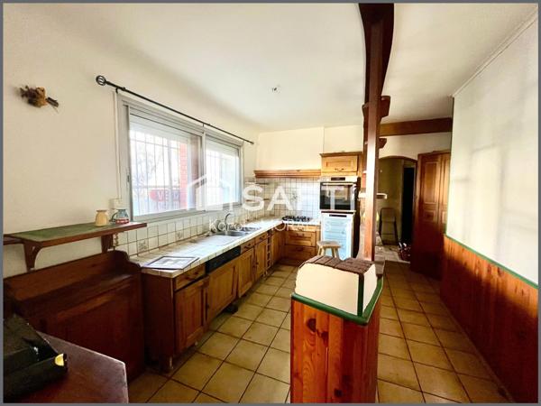 SAINT-ANDRE, MAISON A RENOVER COMPOSEE, DE 3 APPARTEMENTS SUR TERRAIN CONSTRUCTIBLE