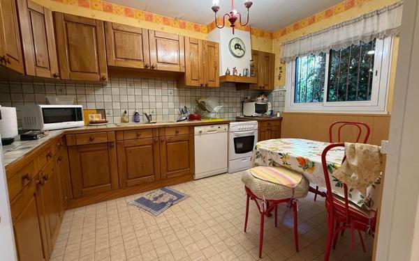 Maison à vendre    4 pièces •  Mende