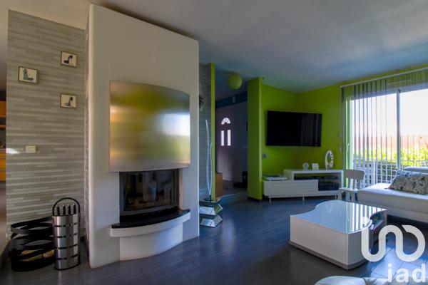 Maison à vendre 5 pièces 129 m² Épône