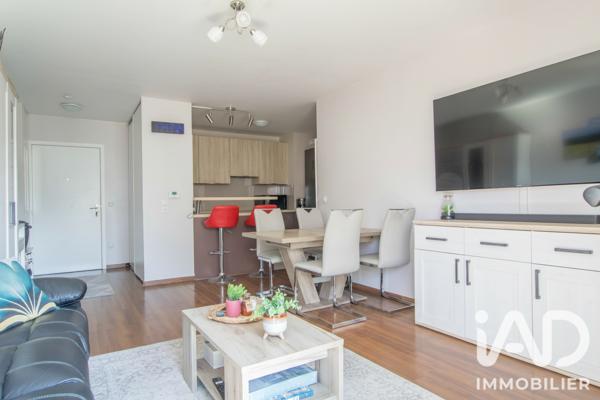 Location appartement 3 pièces 64 m² Fleury-Mérogis