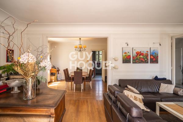 MAISON À VENDRE DE 8 PIÈCES DE 227,70 M²