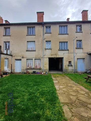 Immeuble de rapport 520m2 - coeur d'excideuil