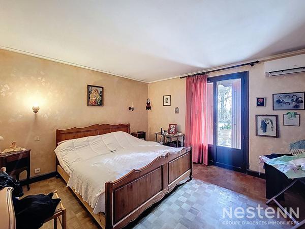 A Vendre en Viager Occupé Maison de 134 m² avec garage, dépendances et parc arboré d'environ 2 700 m²