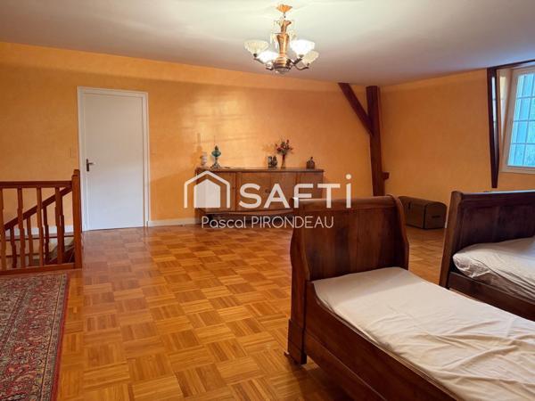 Maison d'architecte de 173m2  BOURGUEIL