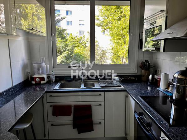 Appartement 3 pièces avec balcon, garage et cave à Vanves aux portes de Paris