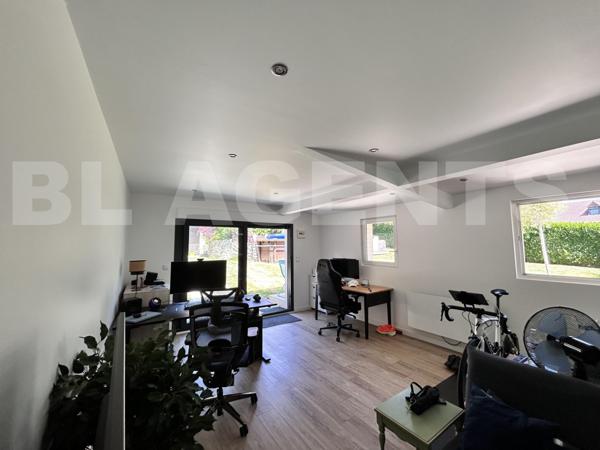 Maison d’exception à Crécy-la-Chapelle – Piscine chauffée, suite parentale indépendante, emplacement