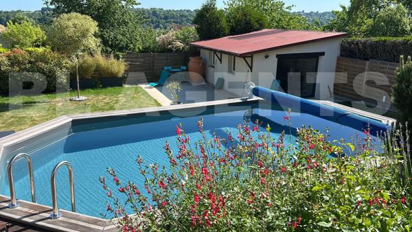 Maison d’exception à Crécy-la-Chapelle – Piscine chauffée, suite parentale indépendante, emplacement