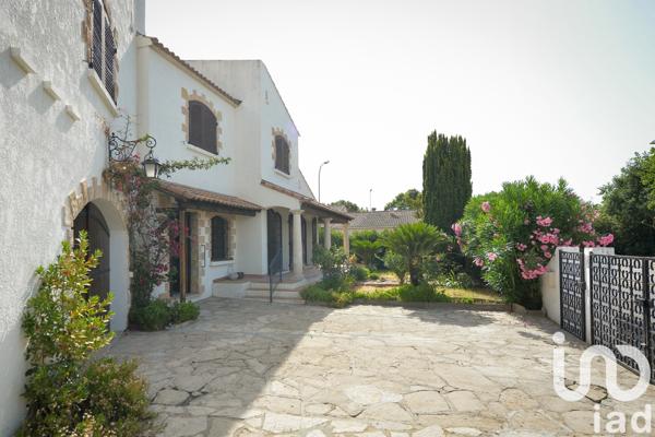 House for sale 6 rooms 200 m² Lunel