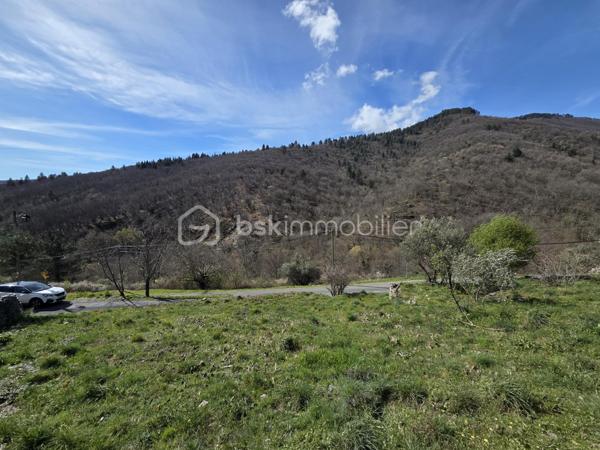 Terrain de 960 m²