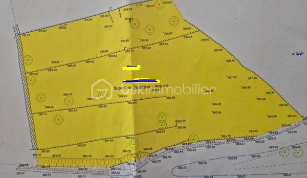 Terrain de 960 m²