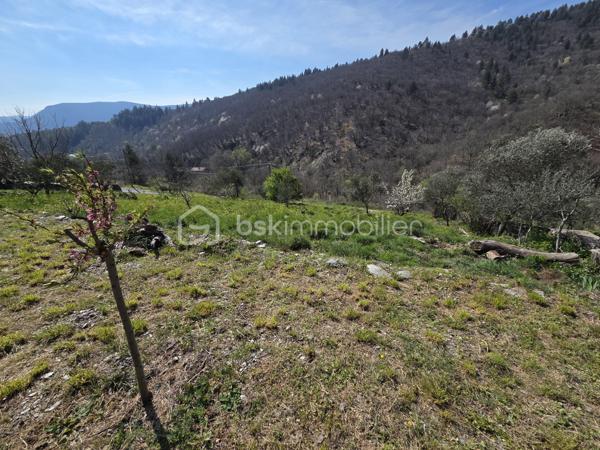 Terrain de 960 m²