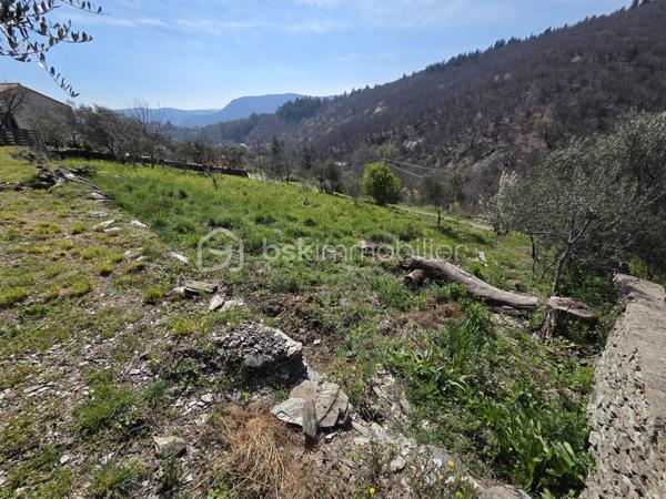 Terrain de 960 m²
