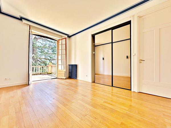 Maison 20 pièces - 780 m² Bien prestige