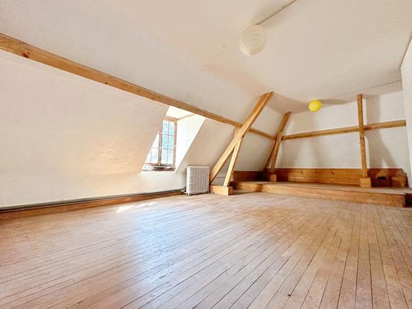 Maison 20 pièces - 780 m² Bien prestige