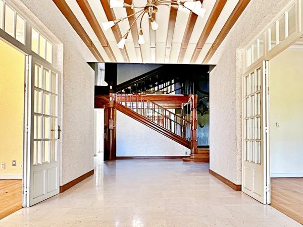 Maison 20 pièces - 780 m² Bien prestige