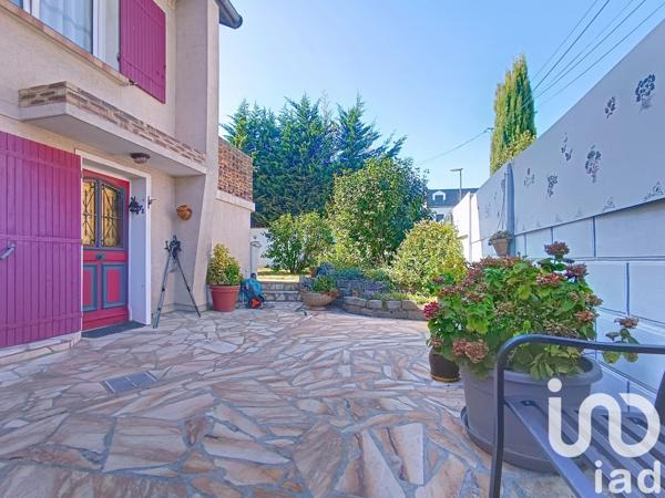 House for sale 5 rooms 124 m² Bonneuil-sur-Marne