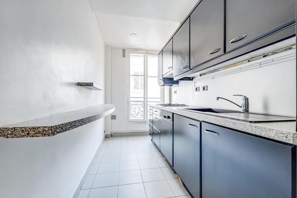 Appartement  Batignolles 75017 Paris 3 pièces 70.5 m2