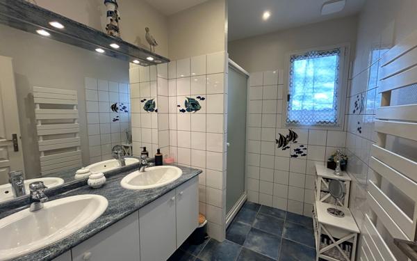 Maison à vendre    5 pièces •  Gujan-Mestras