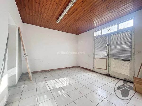 Vente Maison 5 pièces 130 m2 à Coutras