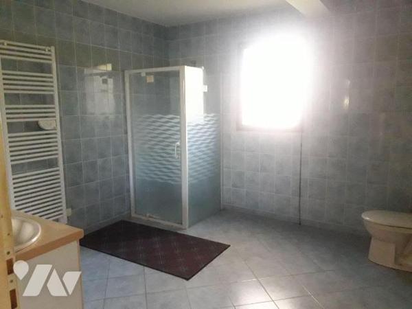 PAVILLON DE 254 M² HABITABLES, 7 MNS DE CONTRES, 20 MNS DE BLOIS
10 MNS DE ROMORANTIN
Pavillo...