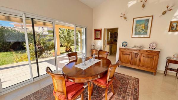 GRANDE VILLA FAMILIALE