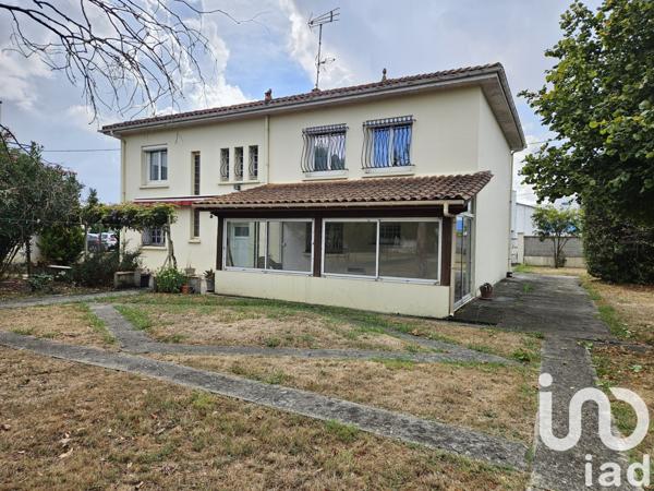 Maison à vendre 8 pièces 158 m² Jonzac