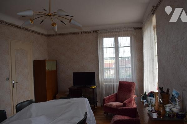 MAISON CENTRE BOURG DE COURCOME