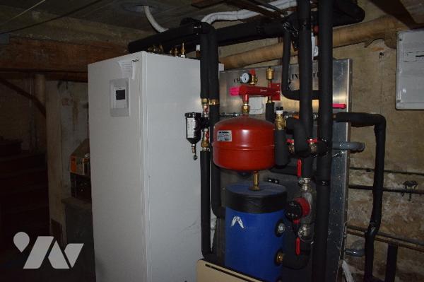 MAISON CENTRE BOURG DE COURCOME