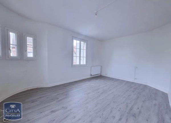 Maison à louer 4 pièces 87.94m² Saint-Quentin (02100)