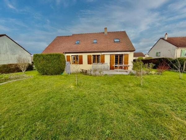 Maison à Champfleur, 72610 - 5 pièces 120m²