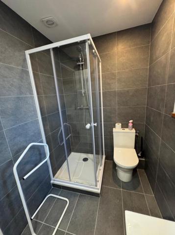 Maison + garage couvert à 300 m de la plage de rochebonne.