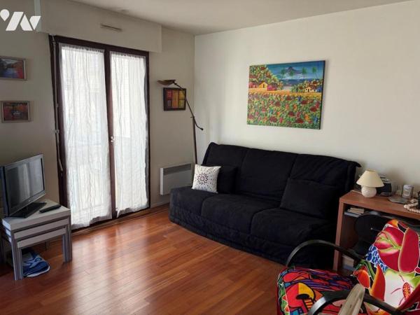 PARIS XIXe - Studio - Secteur Jaurès - Avenue Secrétan
