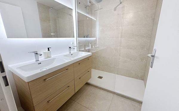 Appartement à louer    4 pièces • 66,36 m2 Ville-la-Grand